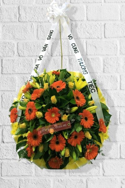 Garden of Love Funeral Wreath Fresh Flowers - Floral design