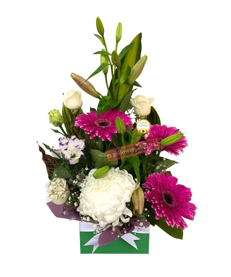 It is A Girl Fresh Flowers - Floral design